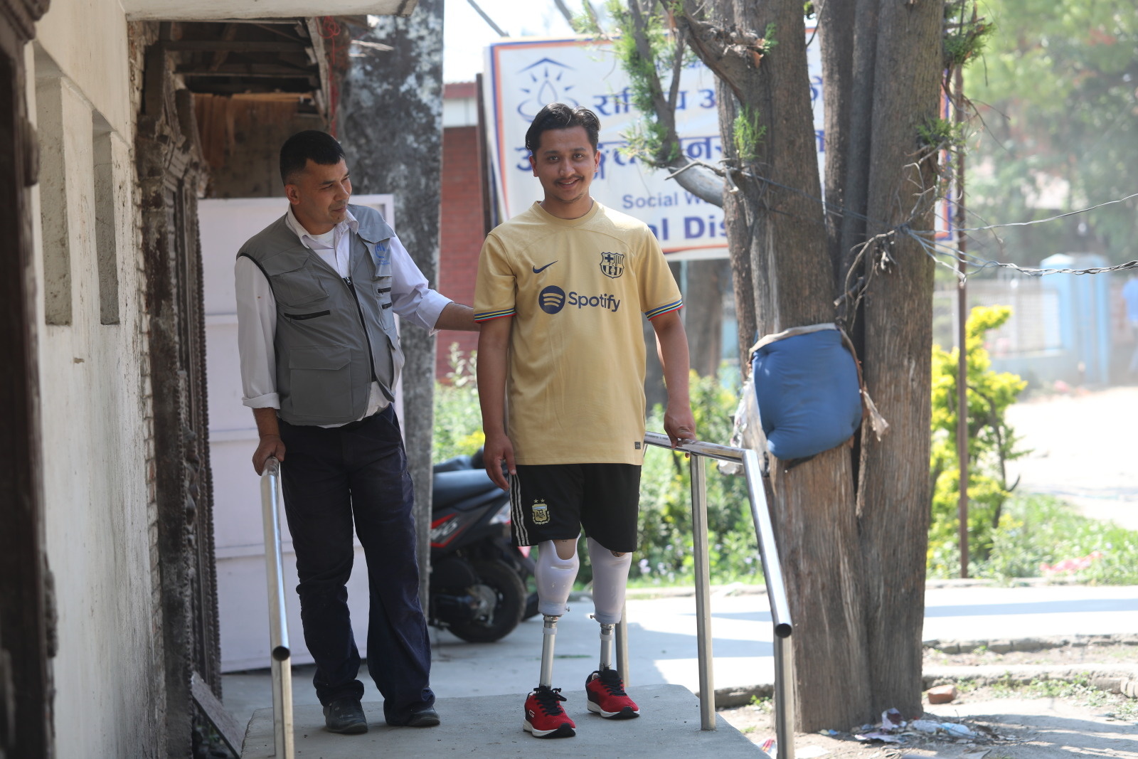 2015-2023: 8 years on, what has become of Sandesh who lost both legs in the earthquake? 