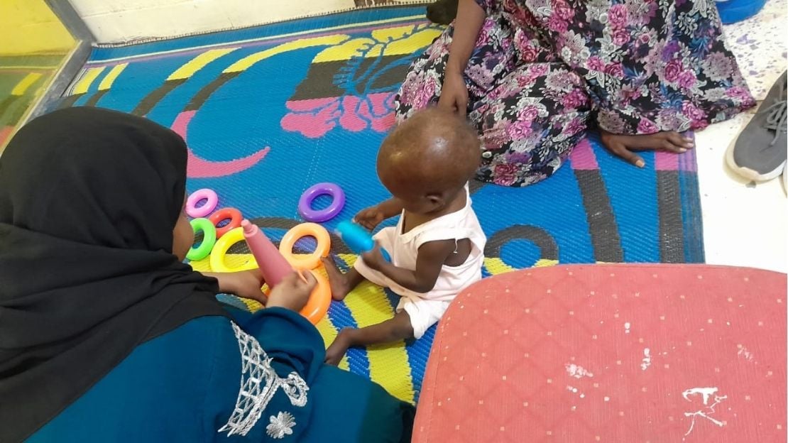 Sudan: Stimulation therapy helps Sadia’s children overcome the effects of malnutrition