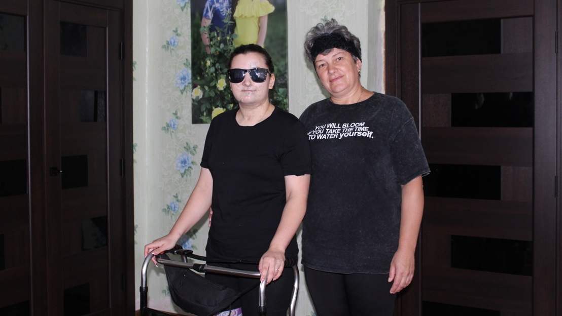 Ukraine: Yuliia, injured by a mine, regains hope