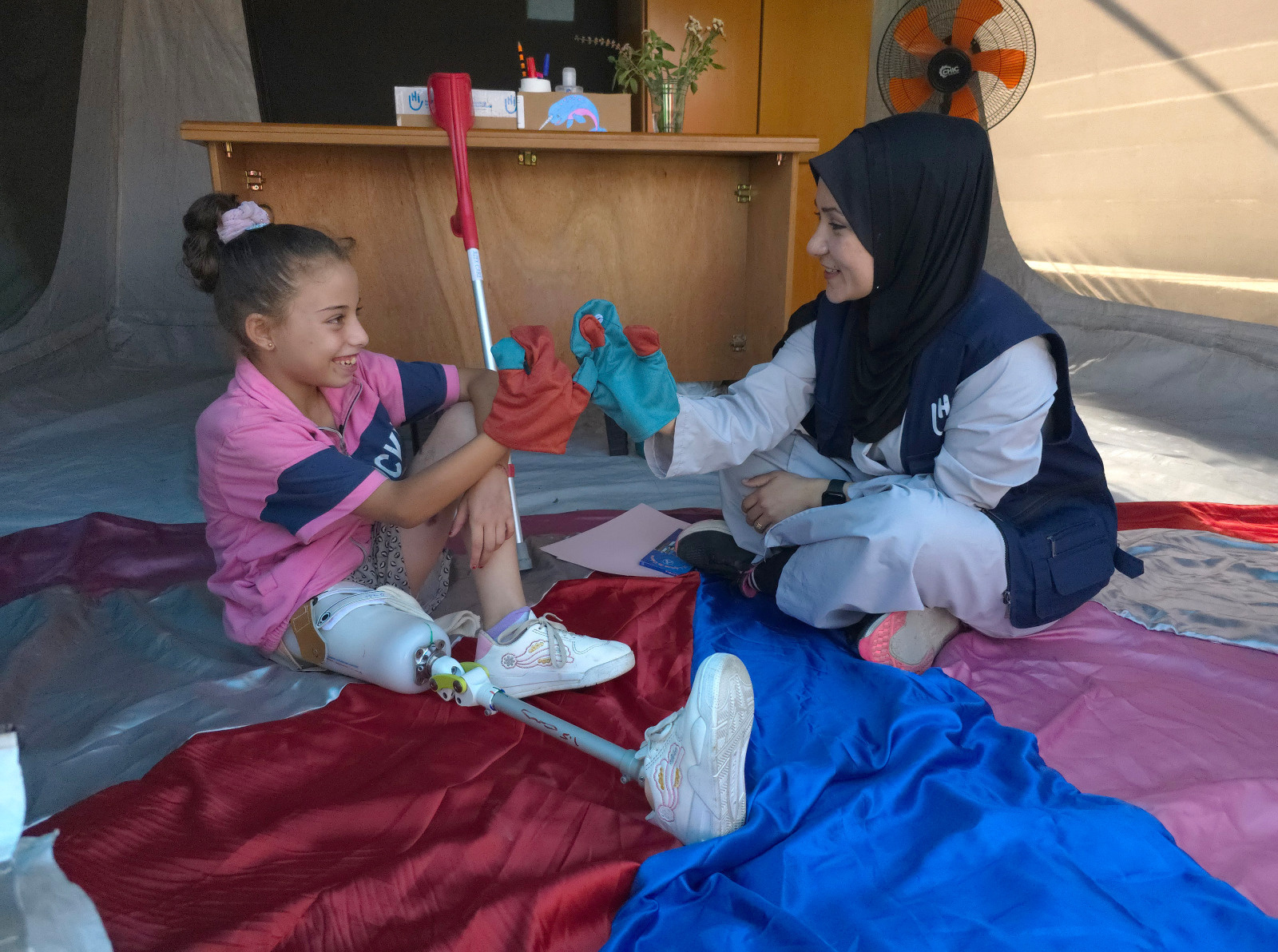 Malak, 9-year-old girl from Gaza. September, 2025.