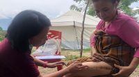 Physiotherapists are going into areas of Sigi, Palu and Donggala to identify victims who need rehabilitation care.; }}