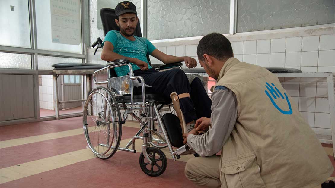 Patient care by Aiman, senior physiotherapist at the Sana'a Rehabilitation Centre, Yemen