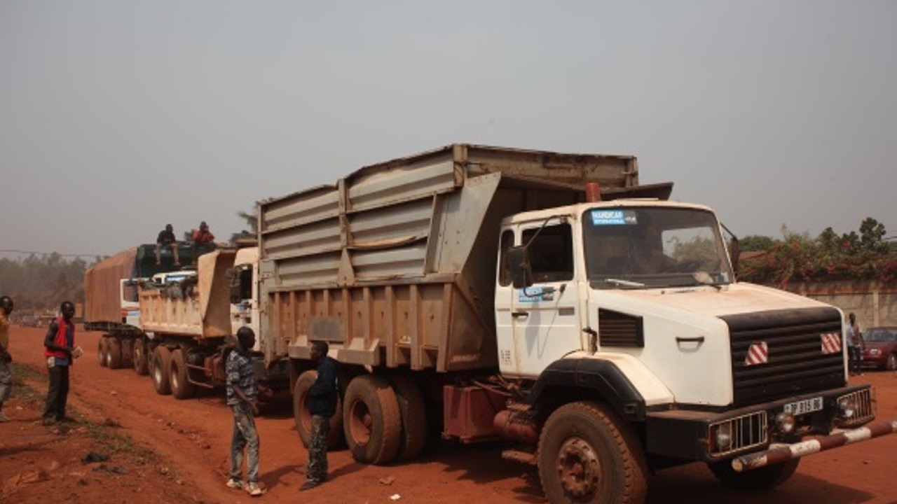 Runway of Sibut airstrip in Central African Republic, after being renovated by Handicap International; }}