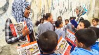 Handicap International's team conducts a risk education sesssion in Gaza; }}