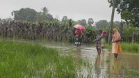 Floods in Sri Lanka; }}